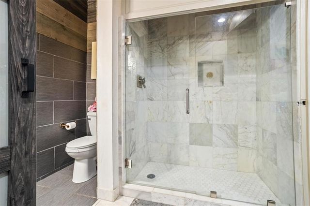 3000 CATHEDRAL Place, Decatur, GA 30034