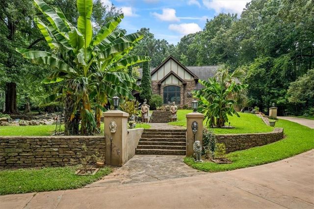 3000 CATHEDRAL Place, Decatur, GA 30034