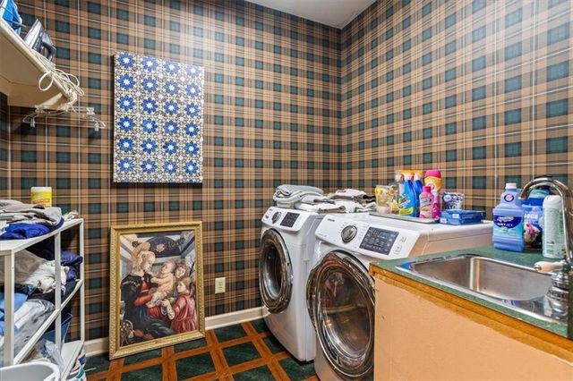 3000 CATHEDRAL Place, Decatur, GA 30034