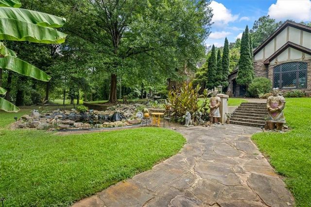 3000 CATHEDRAL Place, Decatur, GA 30034