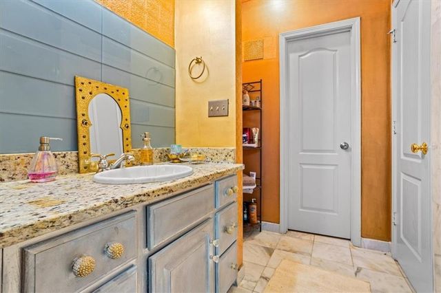 3000 CATHEDRAL Place, Decatur, GA 30034