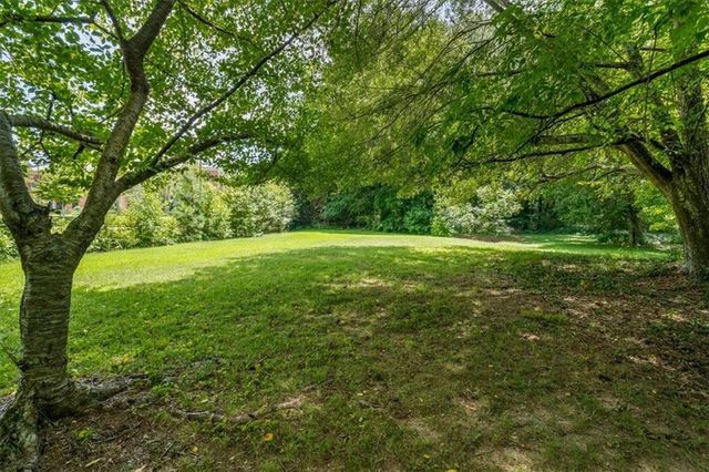 3000 CATHEDRAL Place, Decatur, GA 30034