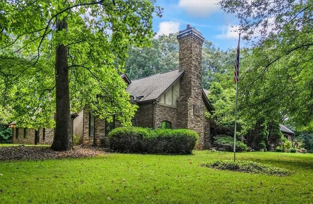 3000 CATHEDRAL Place, Decatur, GA 30034