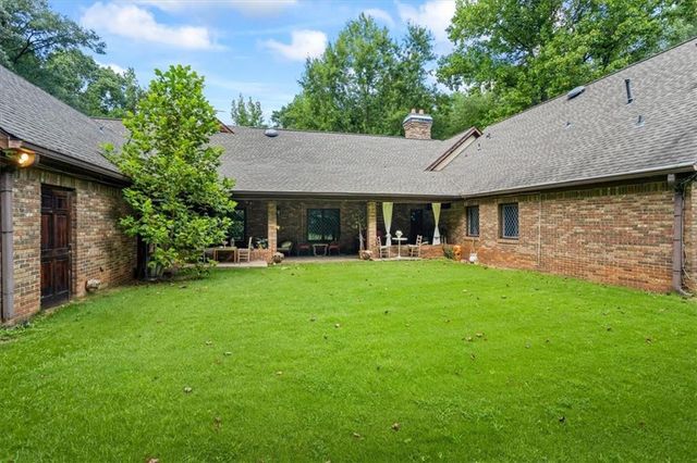 3000 CATHEDRAL Place, Decatur, GA 30034