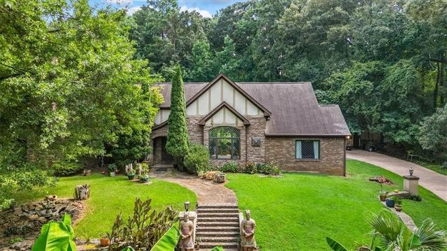 3000 CATHEDRAL Place, Decatur, GA 30034