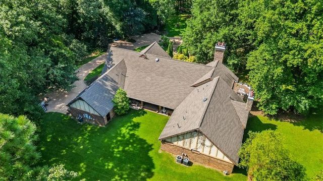 3000 CATHEDRAL Place, Decatur, GA 30034