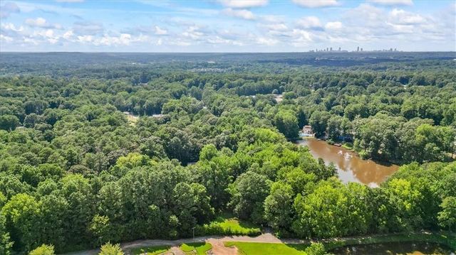 3000 CATHEDRAL Place, Decatur, GA 30034