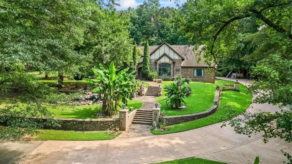 3000 CATHEDRAL Place, Decatur, GA 30034