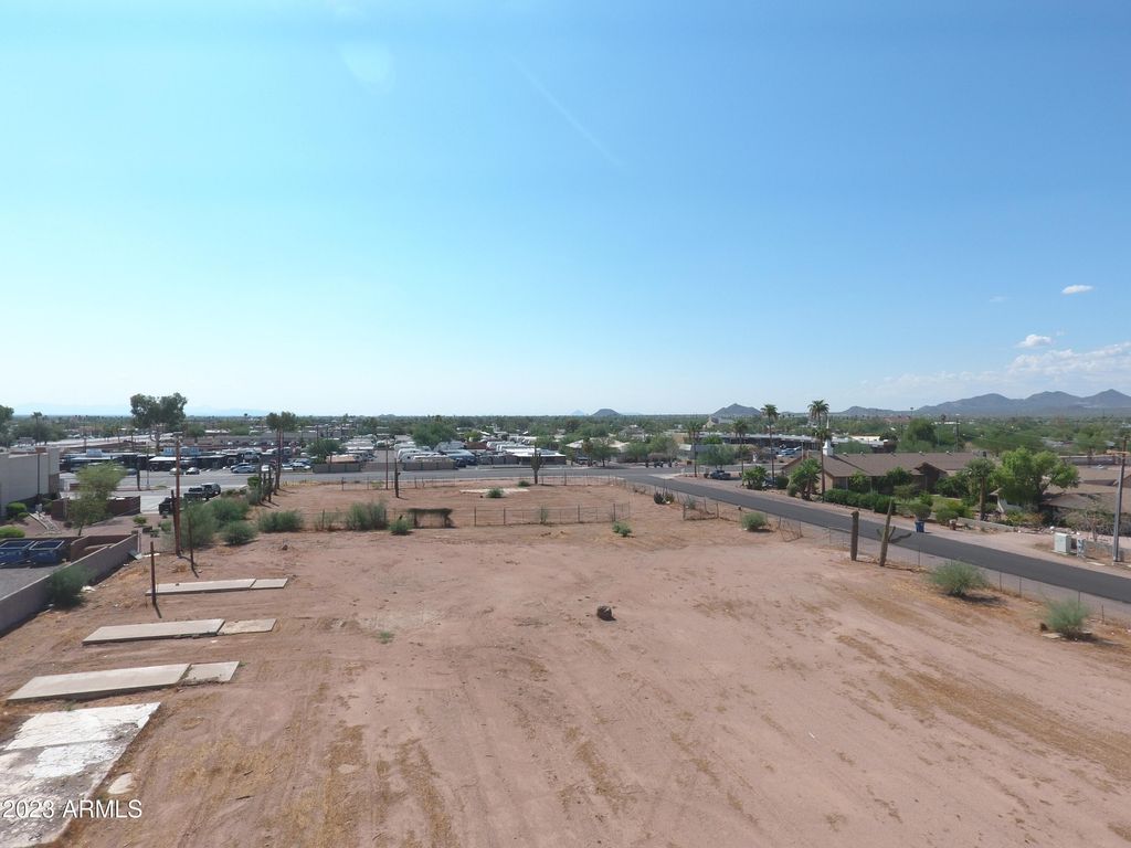 1517 W ROOSEVELT Street A, Apache Junction, AZ 85120 — photo 2