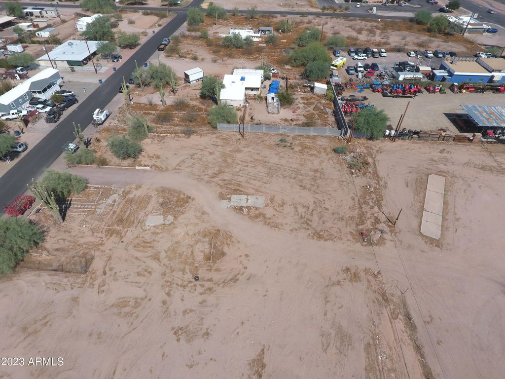 1517 W ROOSEVELT Street A, Apache Junction, AZ 85120 — photo 4