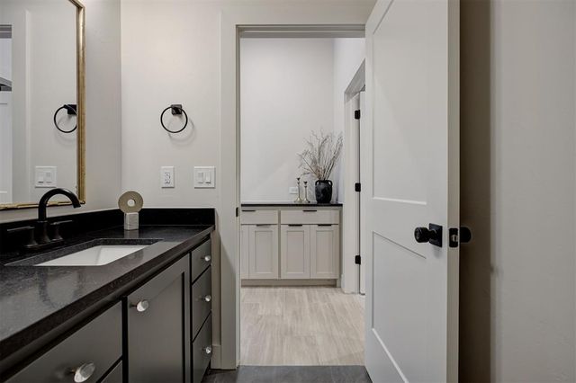 10913 NW 31st Terrace, Yukon, OK 73099