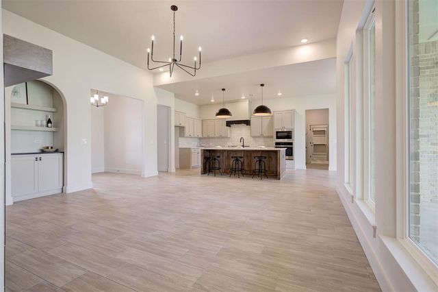10913 NW 31st Terrace, Yukon, OK 73099
