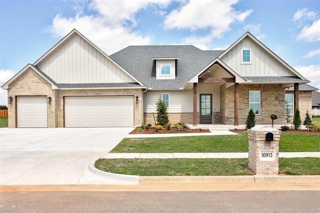 10913 NW 31st Terrace, Yukon, OK 73099