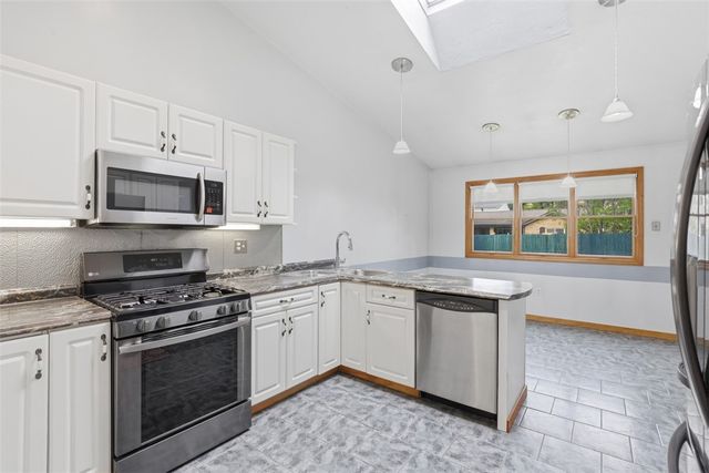 2757 Edith Street, Lower Burrell, PA 15068
