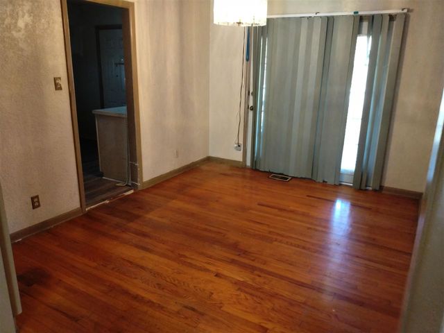 2205 NW Lindy Ave, Lawton, OK 73505