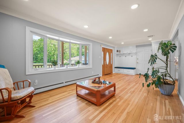55 Wyoming Avenue, Spotswood, NJ 08884