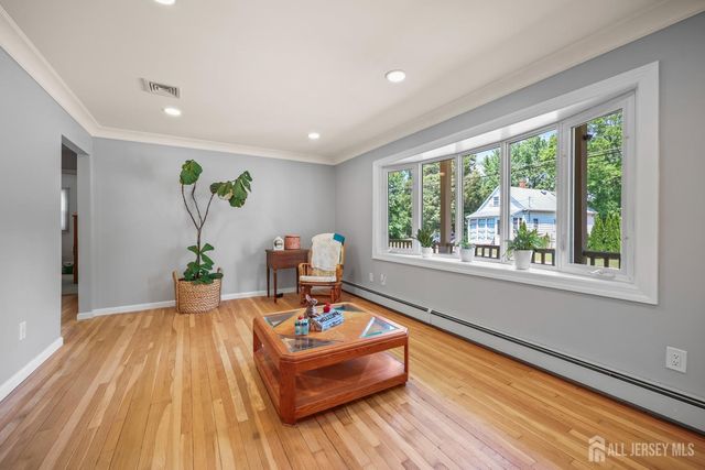55 Wyoming Avenue, Spotswood, NJ 08884