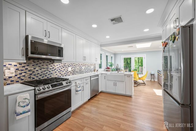 55 Wyoming Avenue, Spotswood, NJ 08884