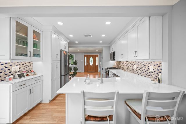 55 Wyoming Avenue, Spotswood, NJ 08884