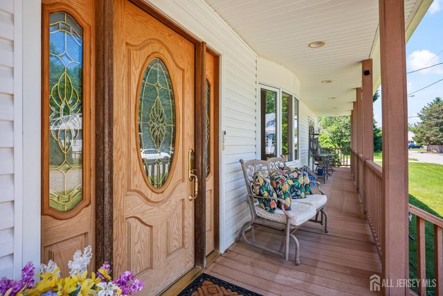 55 Wyoming Avenue, Spotswood, NJ 08884