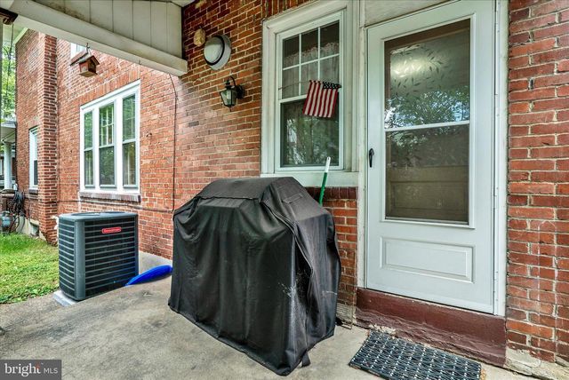 1209 LINDEN ST, Reading, PA 19604