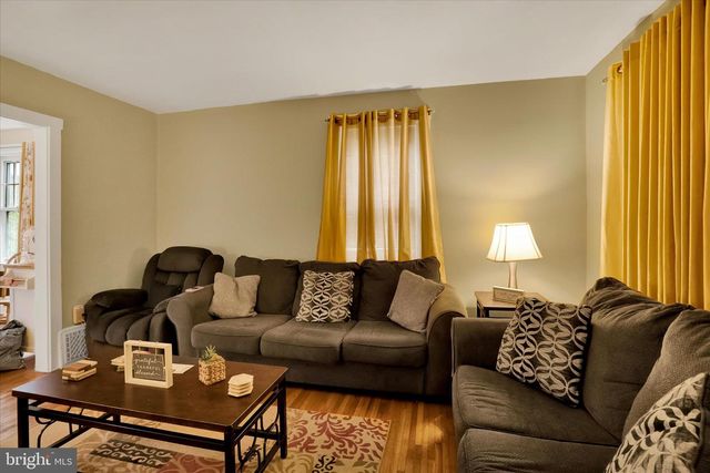 1209 LINDEN ST, Reading, PA 19604