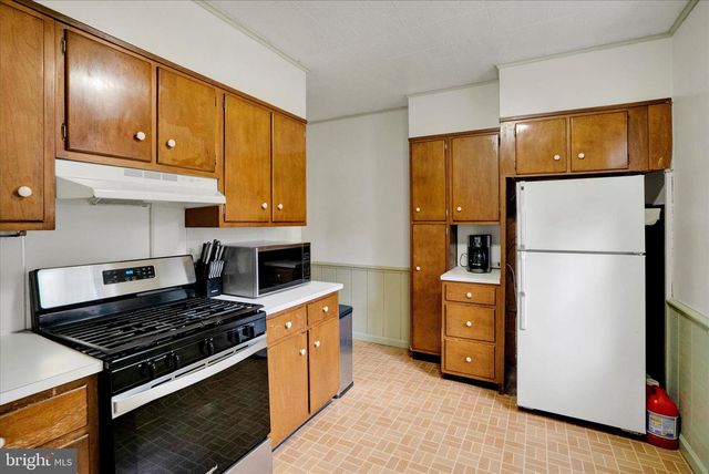 1209 LINDEN ST, Reading, PA 19604