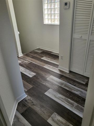 2040 SE Avon Park Dr, Port St Lucie, FL 34952