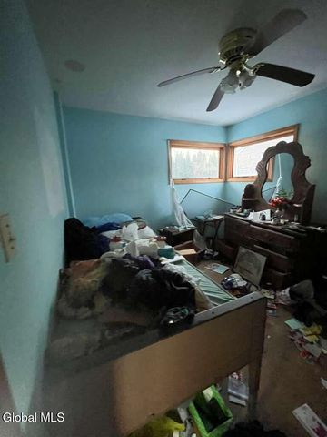 72 Cordell Road, Colonie, NY 12304