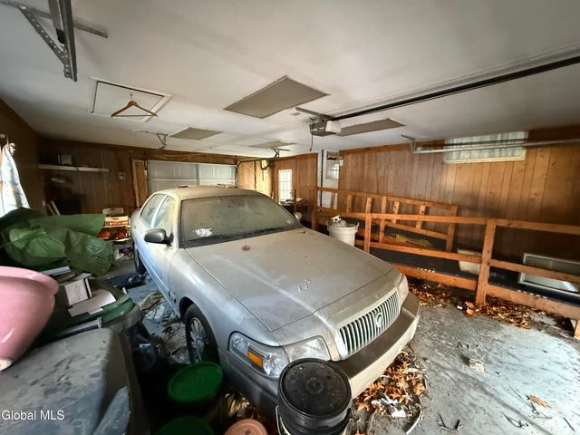 72 Cordell Road, Colonie, NY 12304