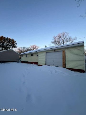 72 Cordell Road, Colonie, NY 12304