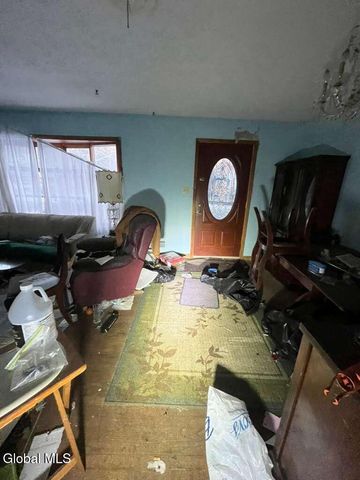 72 Cordell Road, Colonie, NY 12304