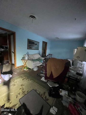 72 Cordell Road, Colonie, NY 12304