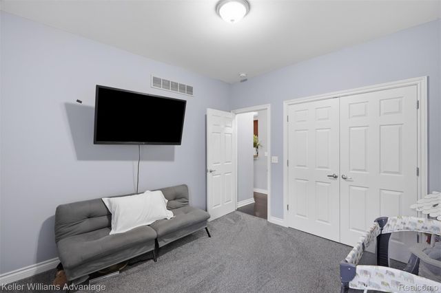 45658 S Stonewood Road, Canton Charter Township, MI 48187