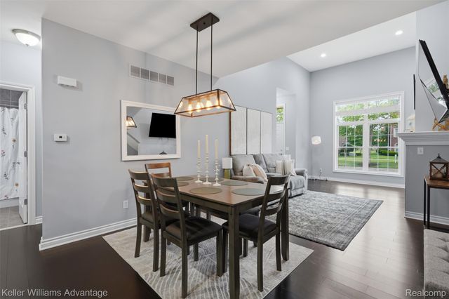 45658 S Stonewood Road, Canton Charter Township, MI 48187