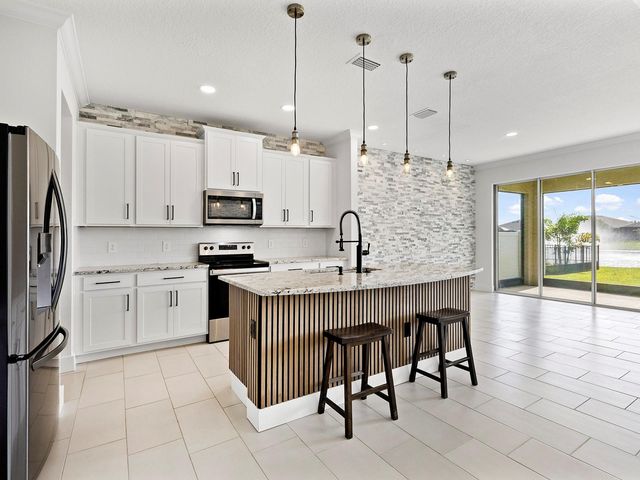 5211 TANNIN LANE, Bradenton, FL 34211