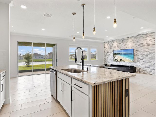 5211 TANNIN LANE, Bradenton, FL 34211