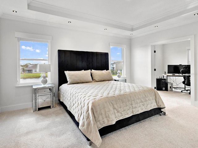 5211 TANNIN LANE, Bradenton, FL 34211