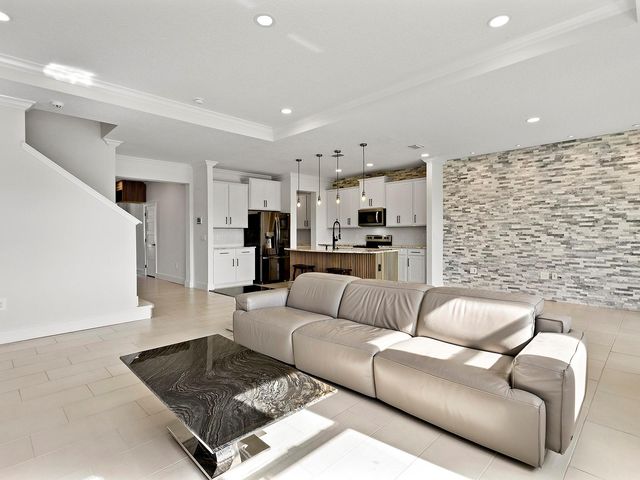 5211 TANNIN LANE, Bradenton, FL 34211