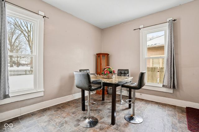 518 N State Street, Greenfield, IN 46140