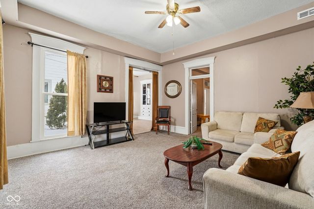 518 N State Street, Greenfield, IN 46140