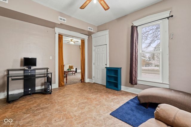 518 N State Street, Greenfield, IN 46140