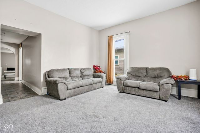 518 N State Street, Greenfield, IN 46140