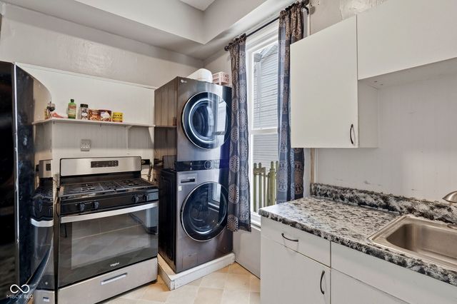 518 N State Street, Greenfield, IN 46140