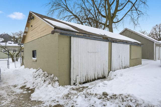 518 N State Street, Greenfield, IN 46140