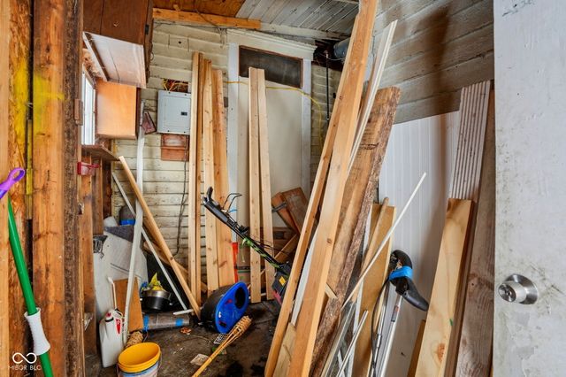 518 N State Street, Greenfield, IN 46140