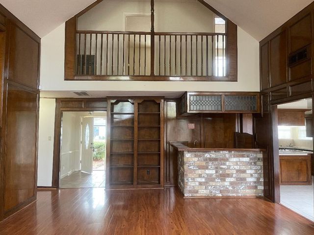 2274 Woodland Springs Street, Houston, TX 77077