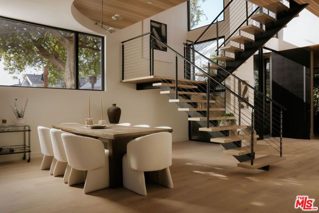 8906 Hubbard Street, Culver City, CA 90232