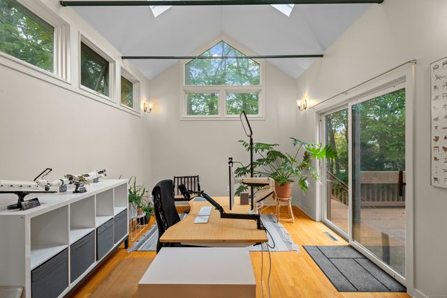 133 Blake Road, Hamden, CT 06517