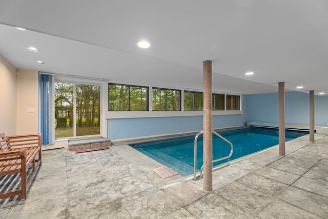 133 Blake Road, Hamden, CT 06517